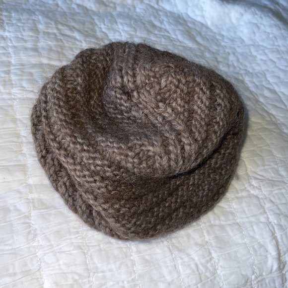Nioi Wool Beanie - Picture 3 of 4